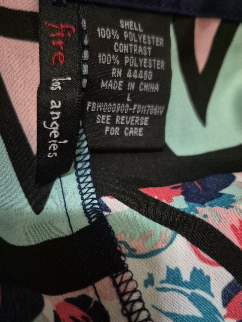 Multicolor Geometric Print Shorts - Picture 4 of 4